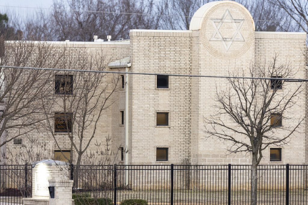 Texas synagogue standoff