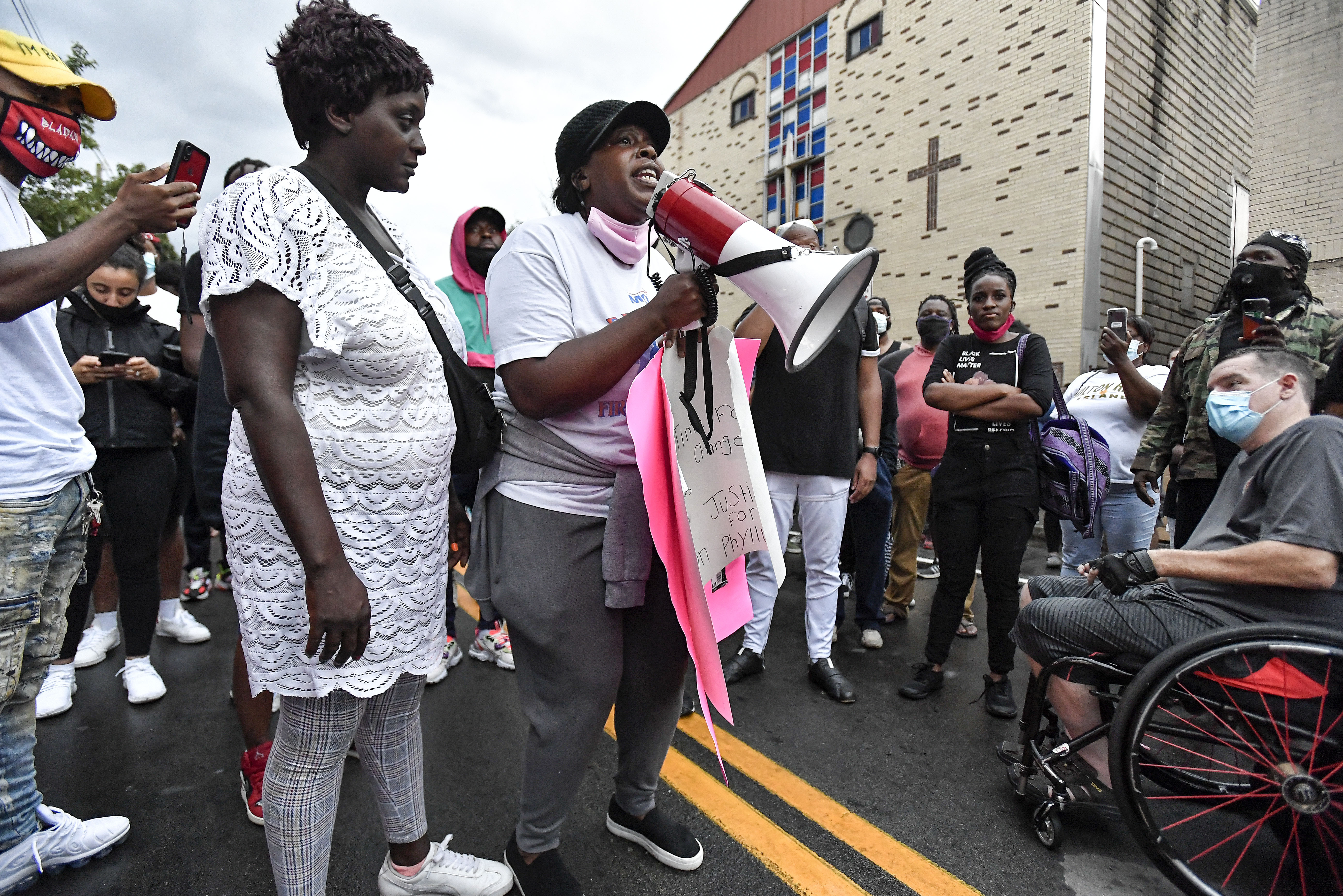 Protests erupt in Rochester, New York, over Daniel Prude's asphyxiation death