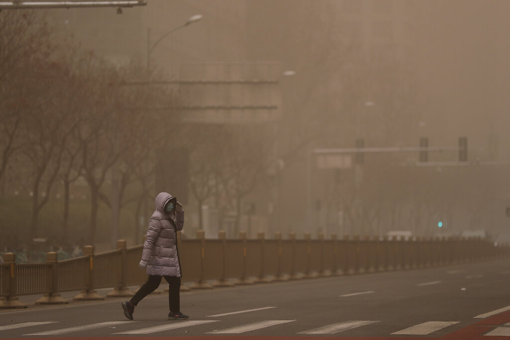 Worst sandstorm in a decade sweeps across China