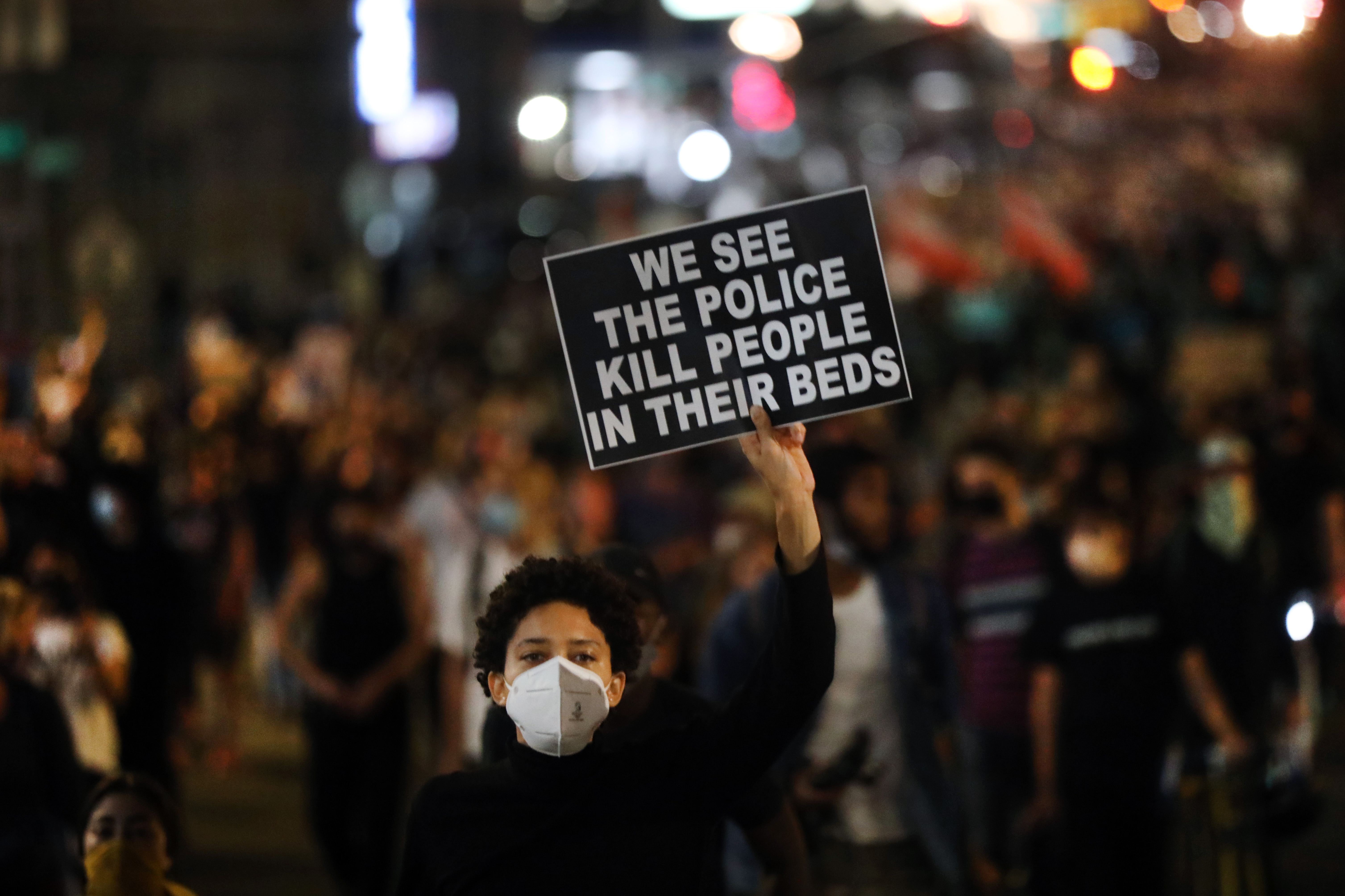 Protests continue after charging decision announced in Breonna Taylor's death