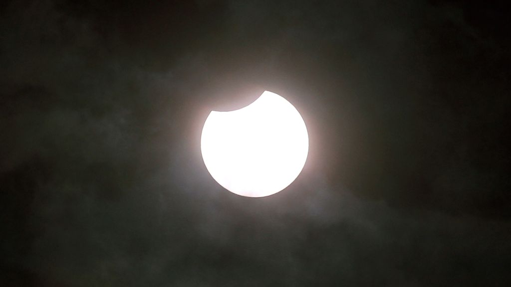 Photos: 'Ring of fire' solar eclipse delights skygazers