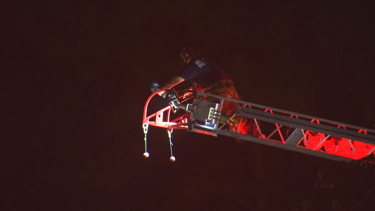 Home collapses near Lake Norman early Tuesday morning