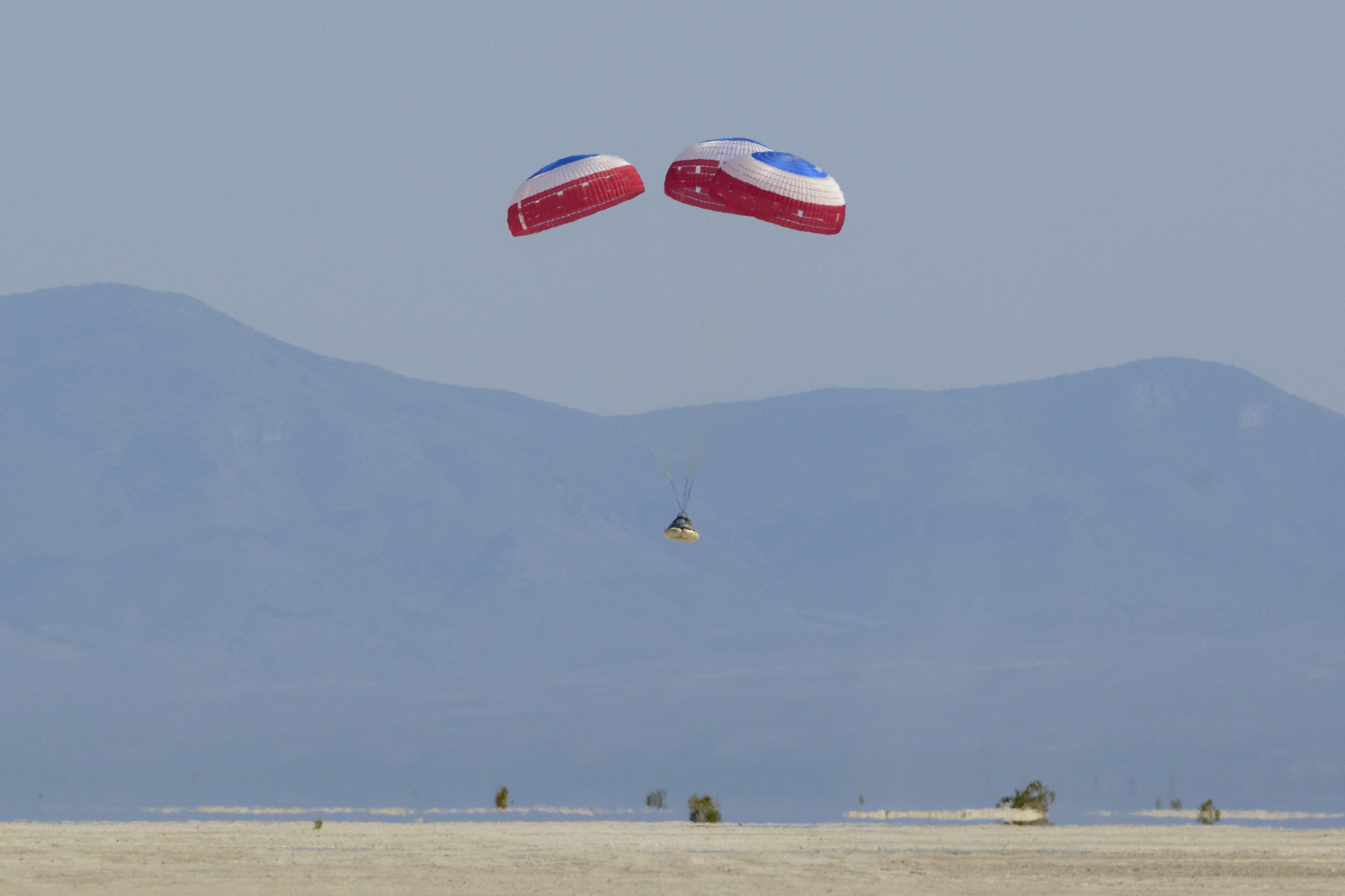 Photos: Boeing Starliner capsule returns to Earth from International Space Station