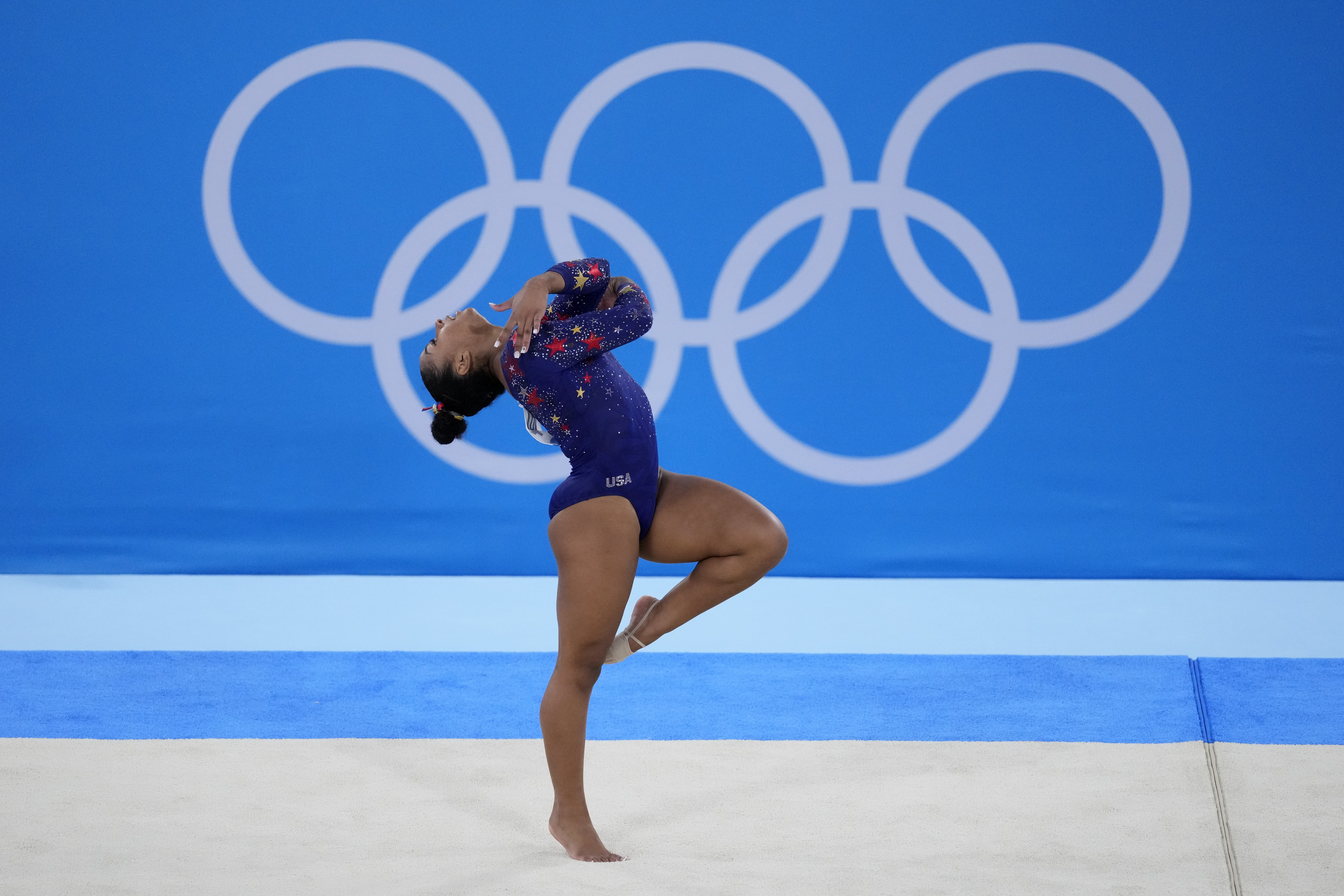 Photos: Simone Biles, US women's gymnastics team compete in qualifying round