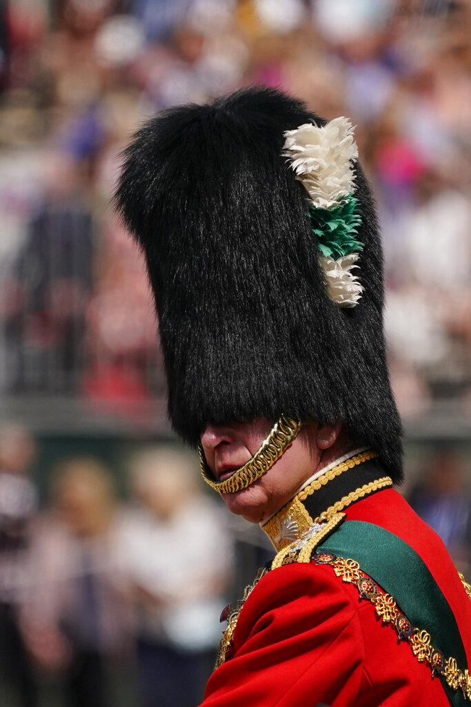 Photos: Queen Elizabeth's Platinum Jubilee kicks off with Trooping the Colo