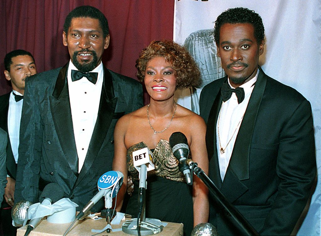 Photos: Dionne Warwick through the years