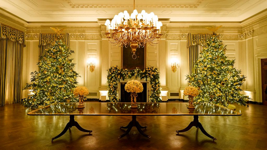 2020 White House Christmas decorations unveiled