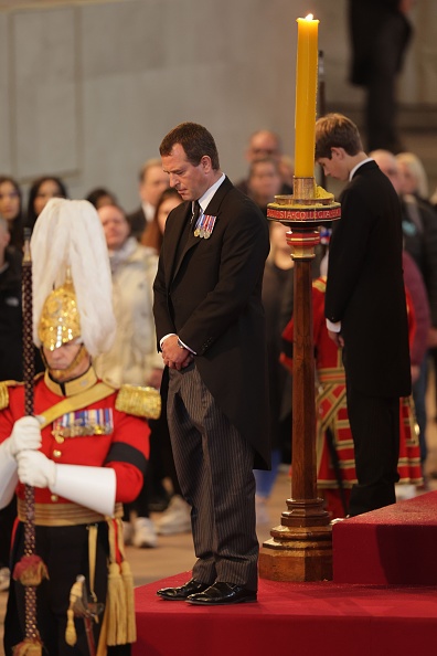 William, Harry, cousins stand vigil by Queen Elizabeth II's coffin