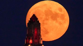 August 2021 Sturgeon Blue Moon brightens the night sky