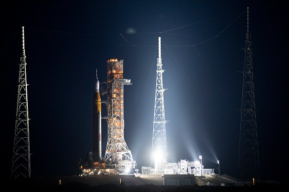 Photos: NASA's Artemis I moon rocket arrives at launch pad