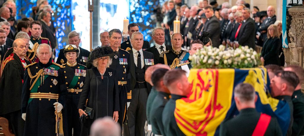 Royal family attends vigil for Queen Elizabeth II