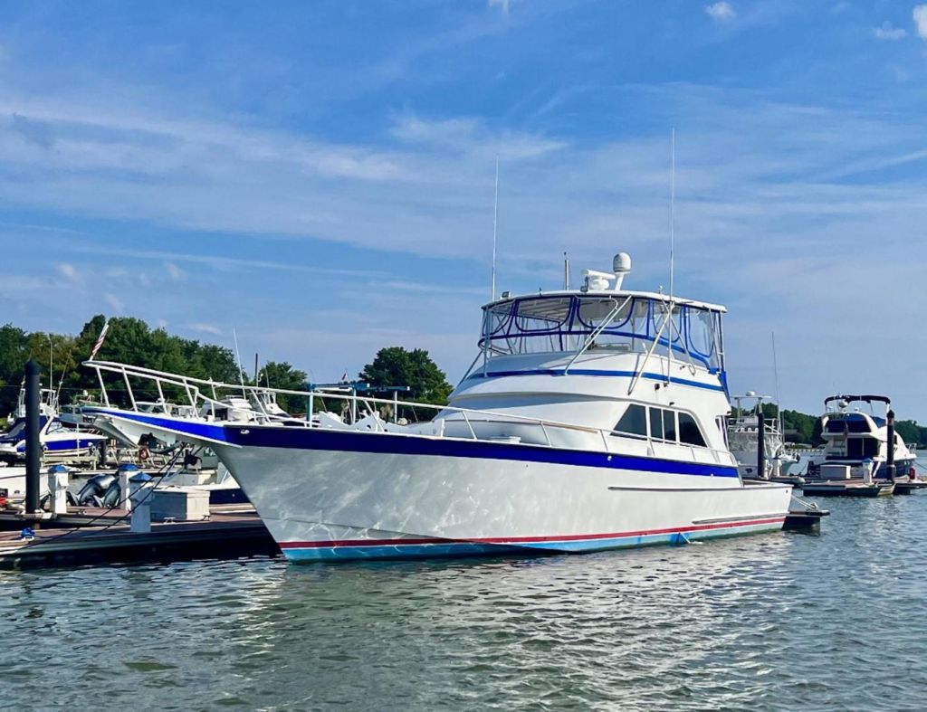 Yacht featured in ‘Caddyshack’ up for sale