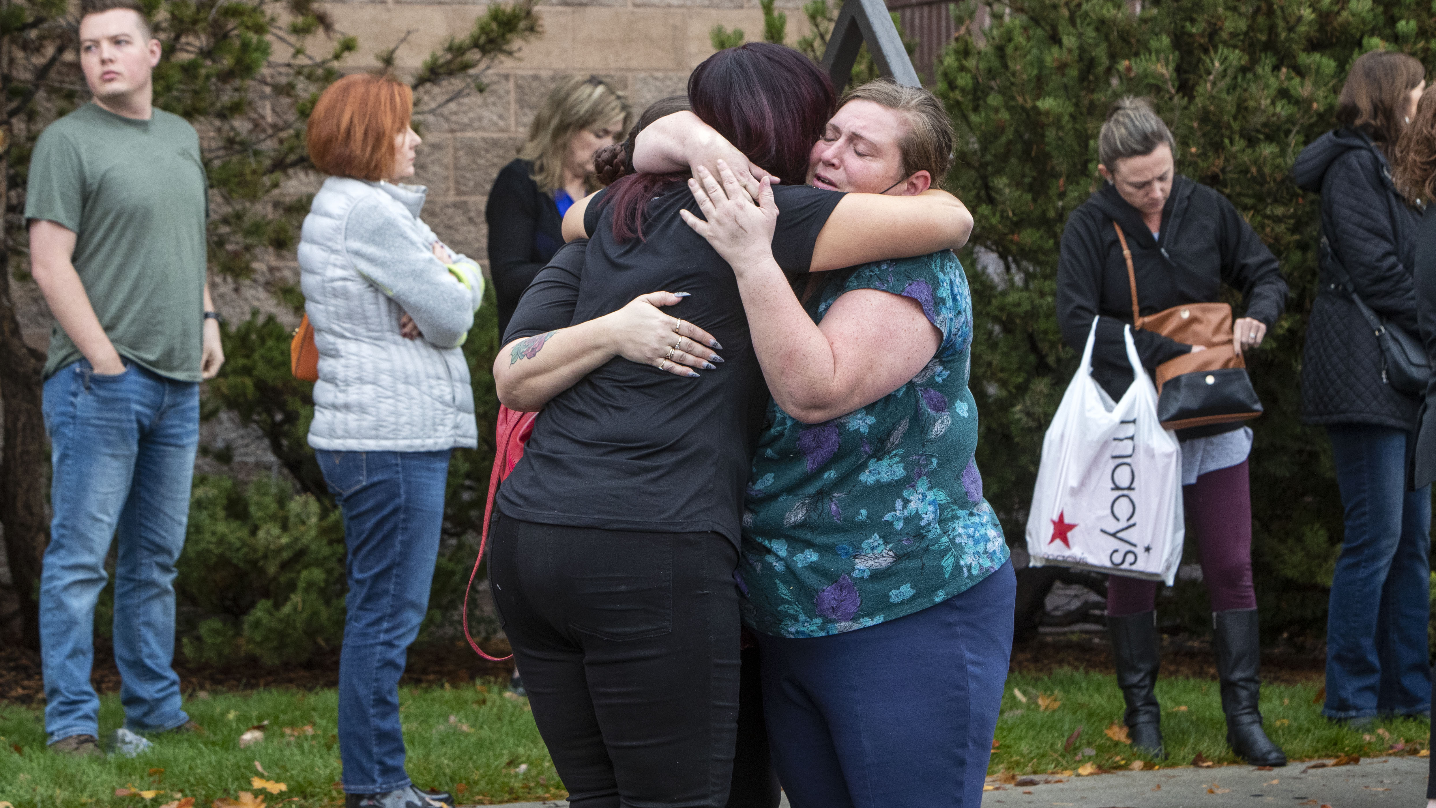 Photos: Idaho mall shooting leaves 2 dead, 4 hurt, including Boise officer