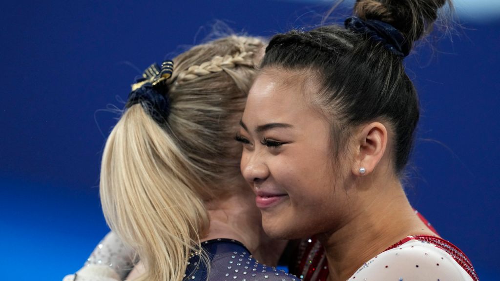 Photos: Sunisa Lee, Jade Carey compete in Olympic gymnastics all-around