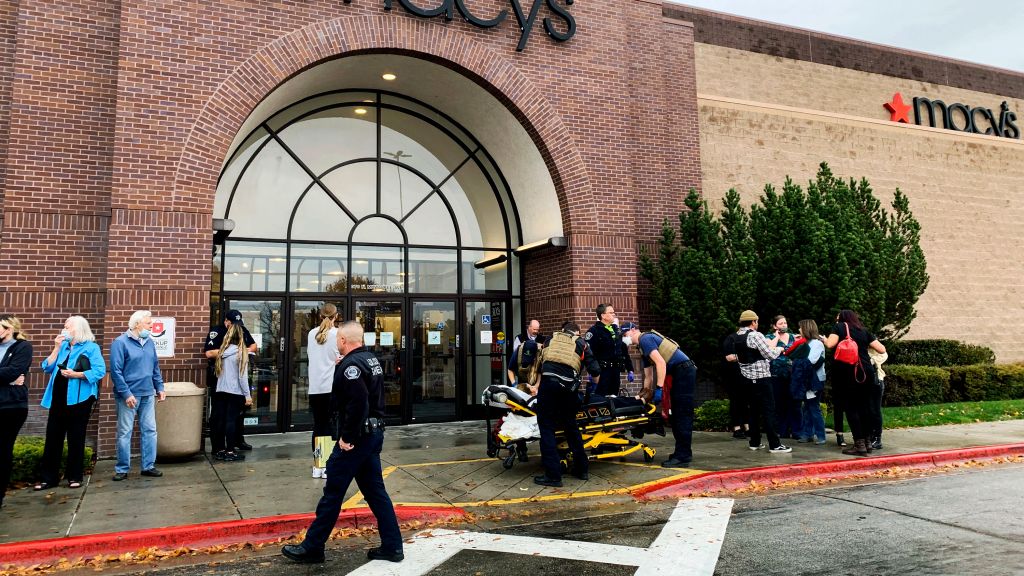 Photos: Idaho mall shooting leaves 2 dead, 4 hurt, including Boise officer