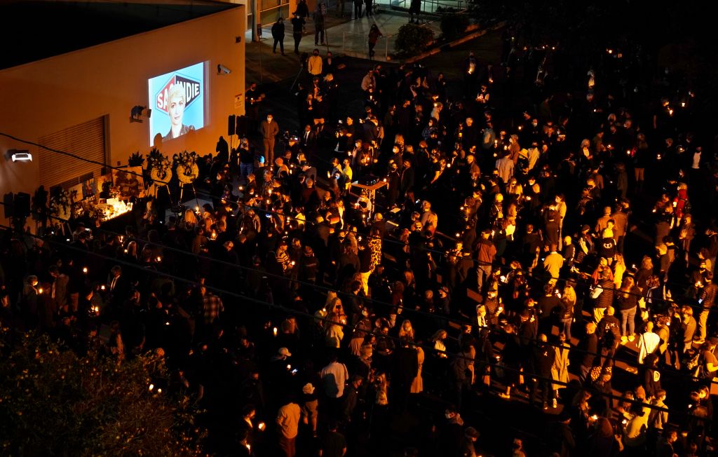 Photos: Halyna Hutchins, cinematographer killed on 'Rust' set, mourned at candlelight vigil