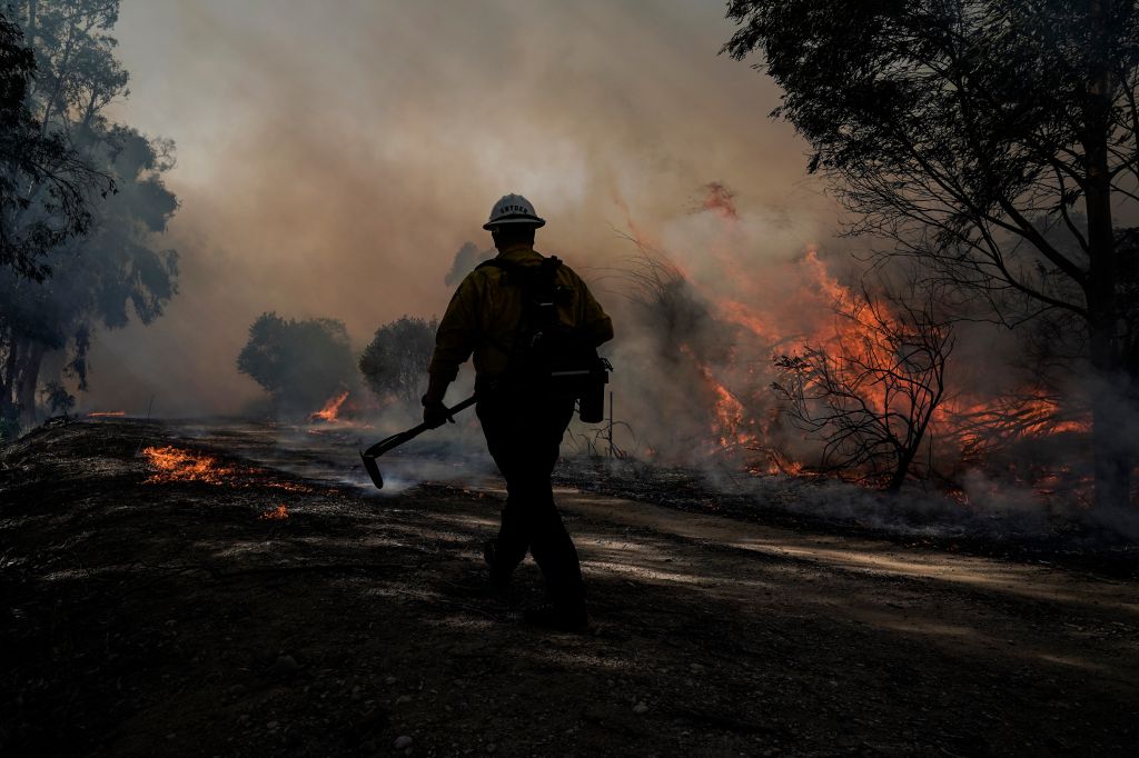 Photos: Silverado Fire in Southern California forces thousands to evacuate