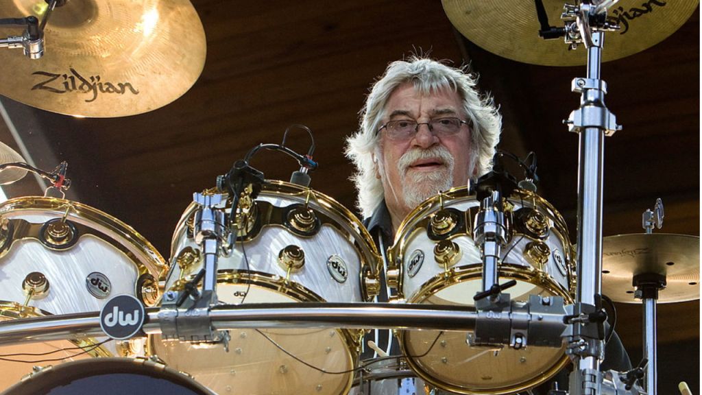 Graeme Edge dies:
