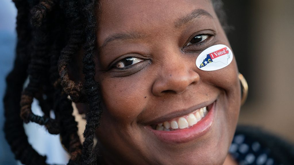 Photos: Voters head to polls for Election Day 2022