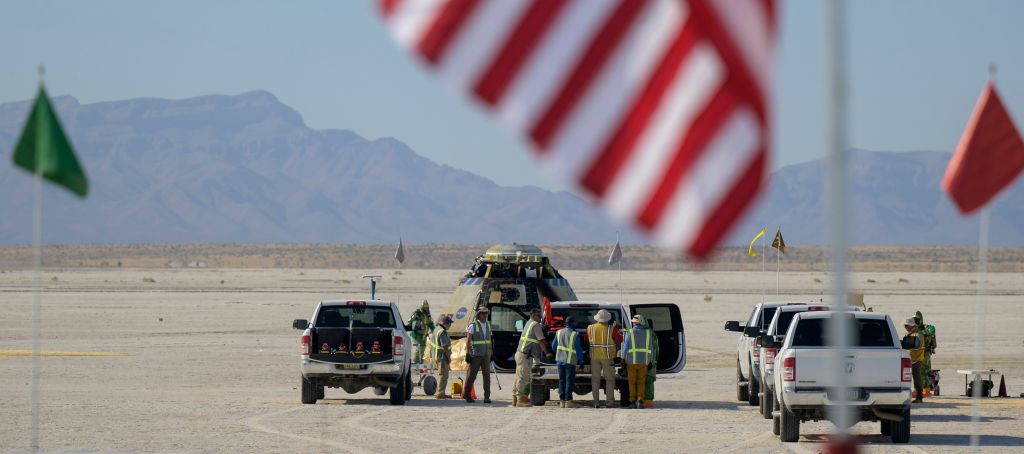 Photos: Boeing Starliner capsule returns to Earth from International Space Station