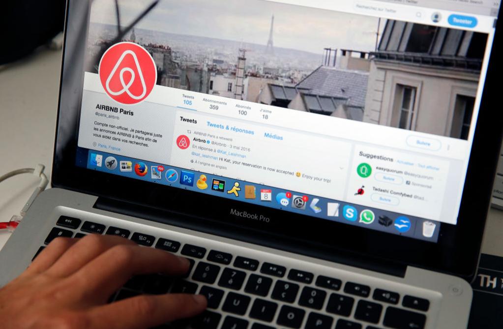 1 in 10 Airbnb hosts in America is a teacher, report finds