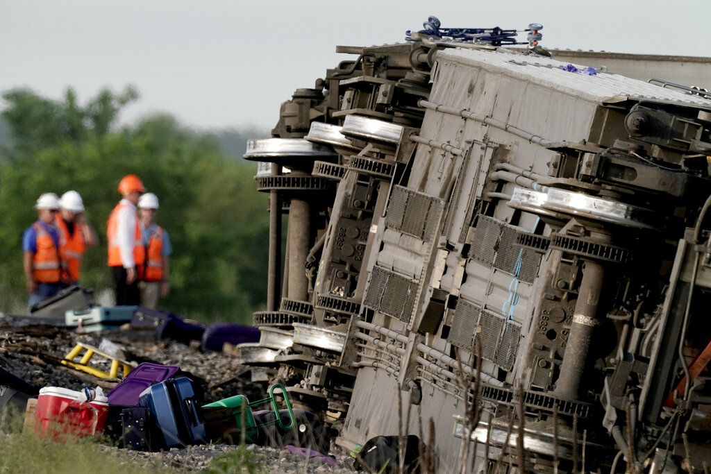 Amtrak derailment in Missouri