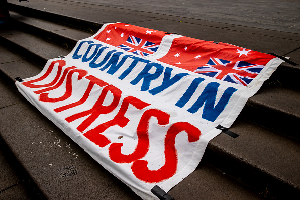Photos: Queen Elizabeth II mourned around the world