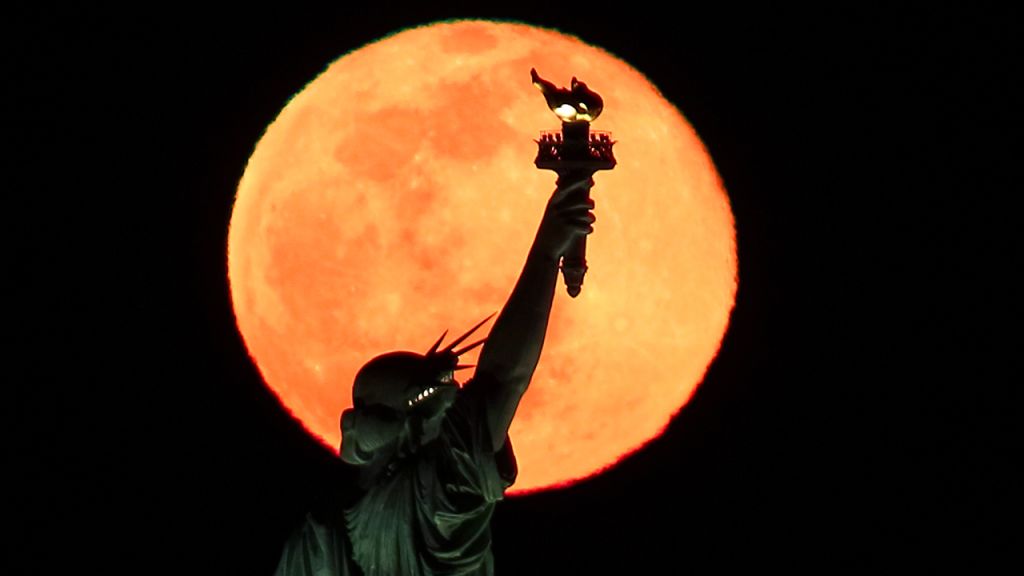 Photos: February 2021 Snow Moon brightens the night sky