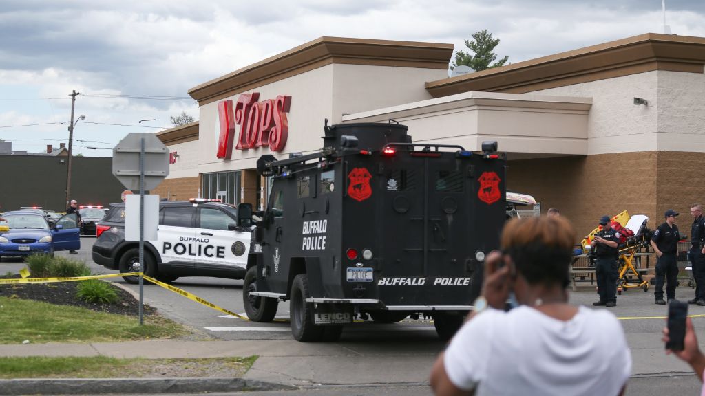 Gunman opens fire in Buffalo supermarket