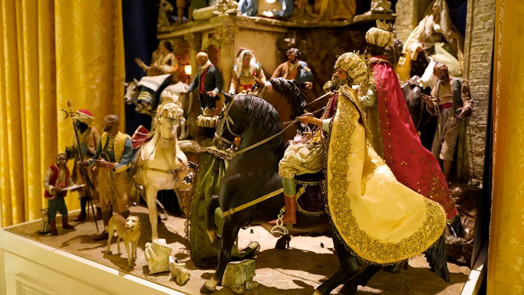 2020 White House Christmas decorations unveiled