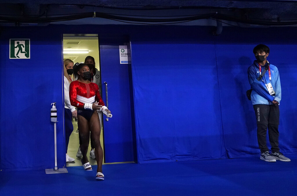 Simone Biles drops from team competition