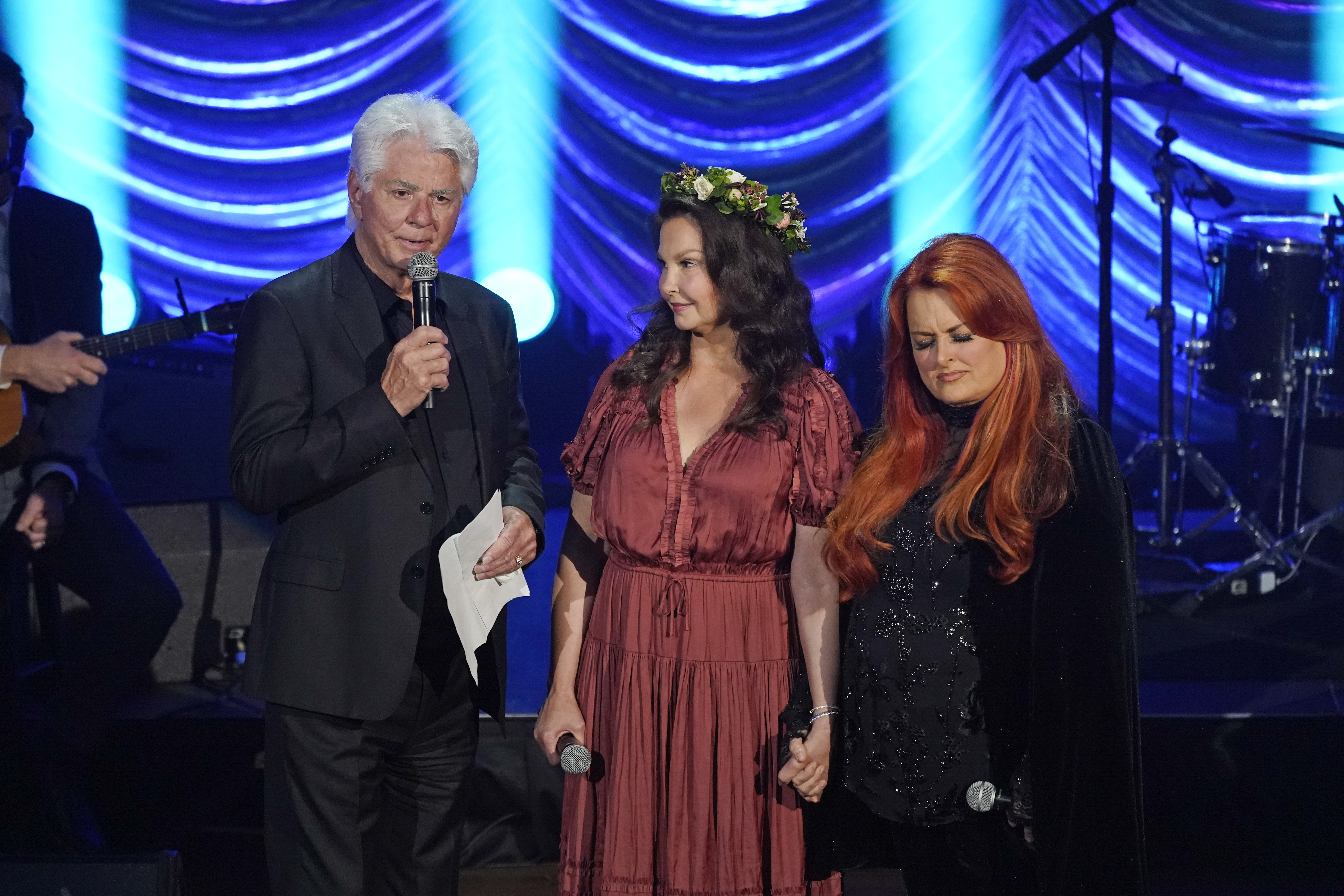 Naomi Judd celebrated in televised memorial service