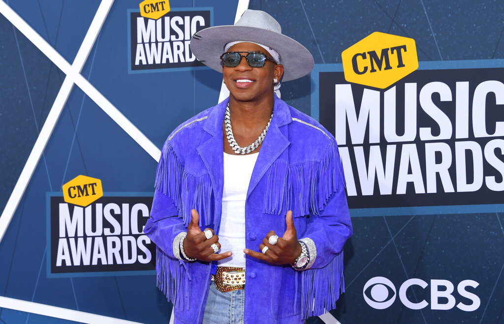 2022 CMT Music Awards red carpet