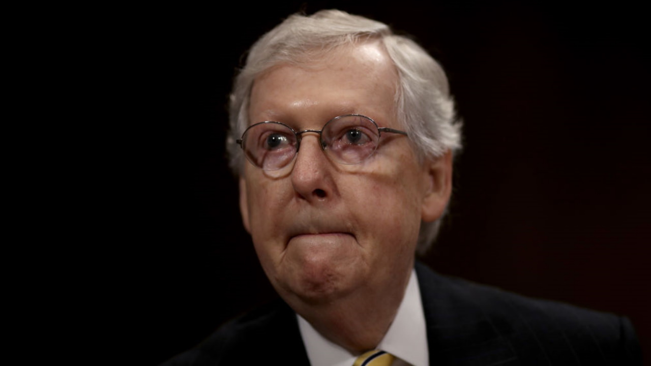 McConnell vows Senate vote on Ginsburg replacement