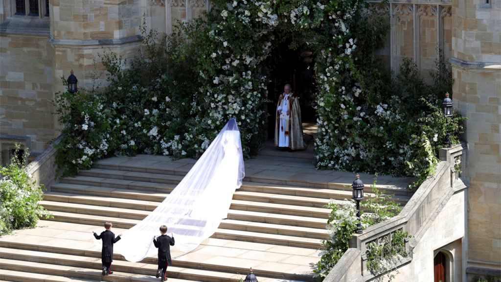 Photos: Prince Harry, Meghan celebrate second anniversary