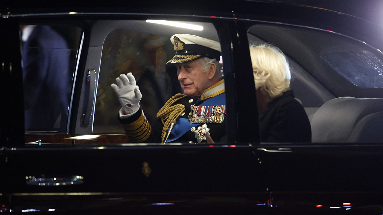 King Charles III, siblings stand vigil around Queen Elizabeth II's coffin