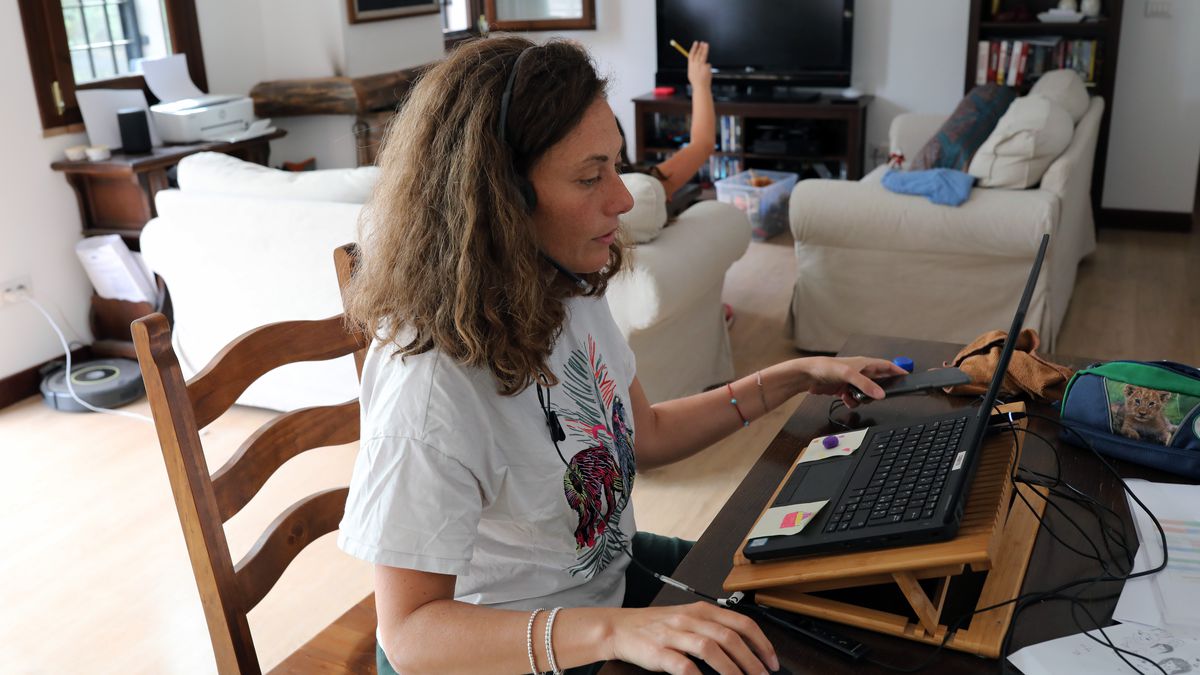 Ways to remain resilient while working from home