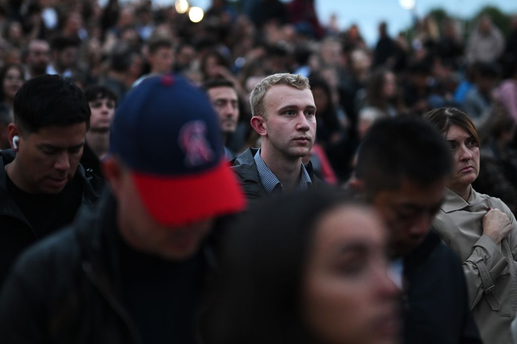 Public gathers at Buckingham Palace