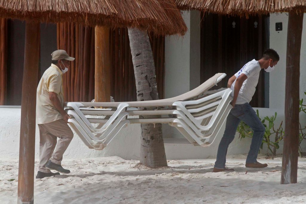 Photos: Hurricane Zeta makes landfall along Mexico's Yucatan Peninsula