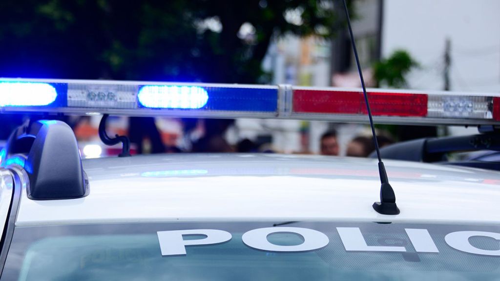 Stolen vehicle crashes into a different stolen vehicle after police pursuit