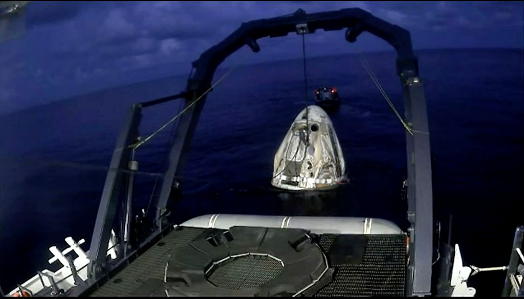 Photos: SpaceX Inspiration4 all-civilian crew safely returns to Earth