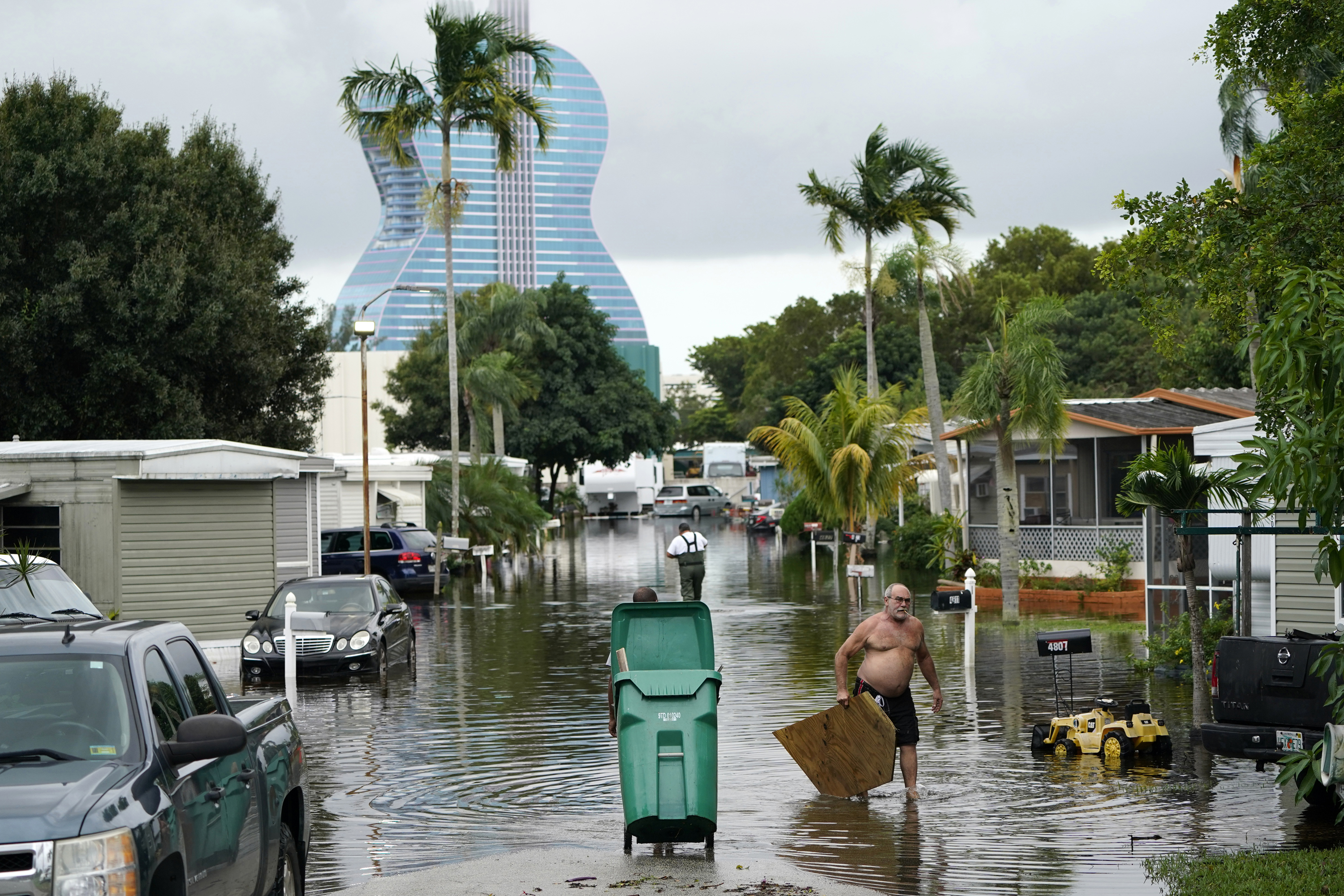 Tropical Storm Eta dumps blustery rain on west Florida, makes landfall near Cedar Key