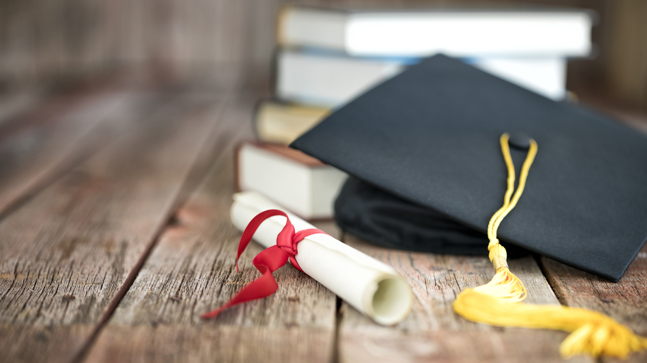 Louisiana college grad gives birth, receives degree hours later in hospital ceremony