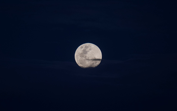 Photos: 'Beaver moon' total lunar eclipse, aka 'blood moon,' delights skygazers