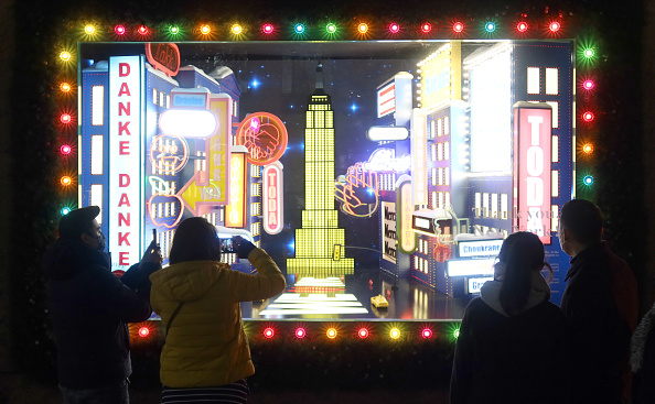 Holiday windows