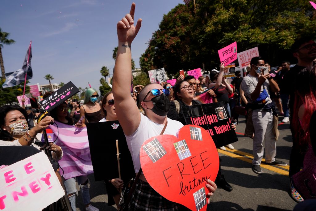 Photos: Britney Spears fans rally outside courthouse during conservatorship hearing