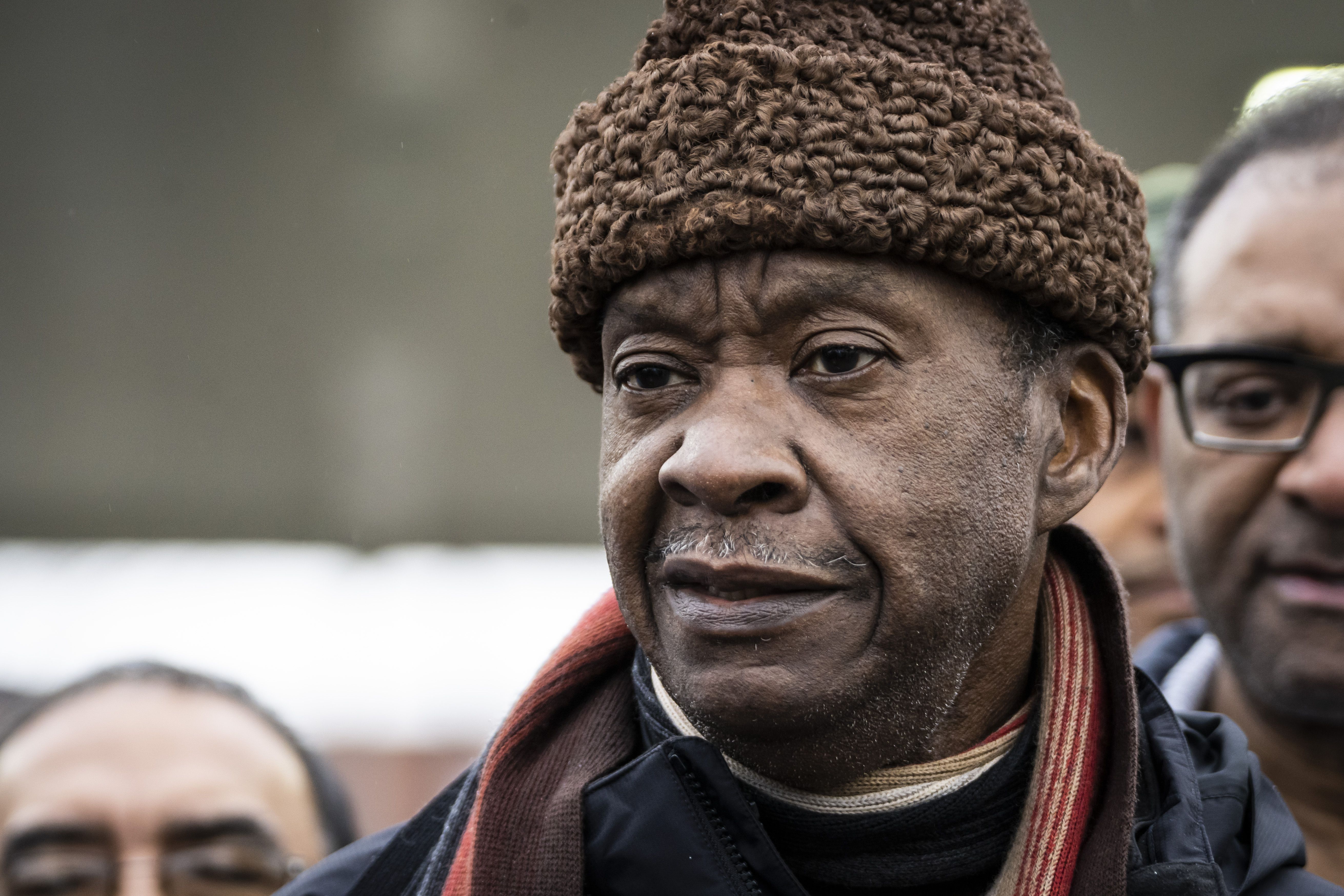 Photos: Chicago drivers score free gas in businessman's $1M giveaway