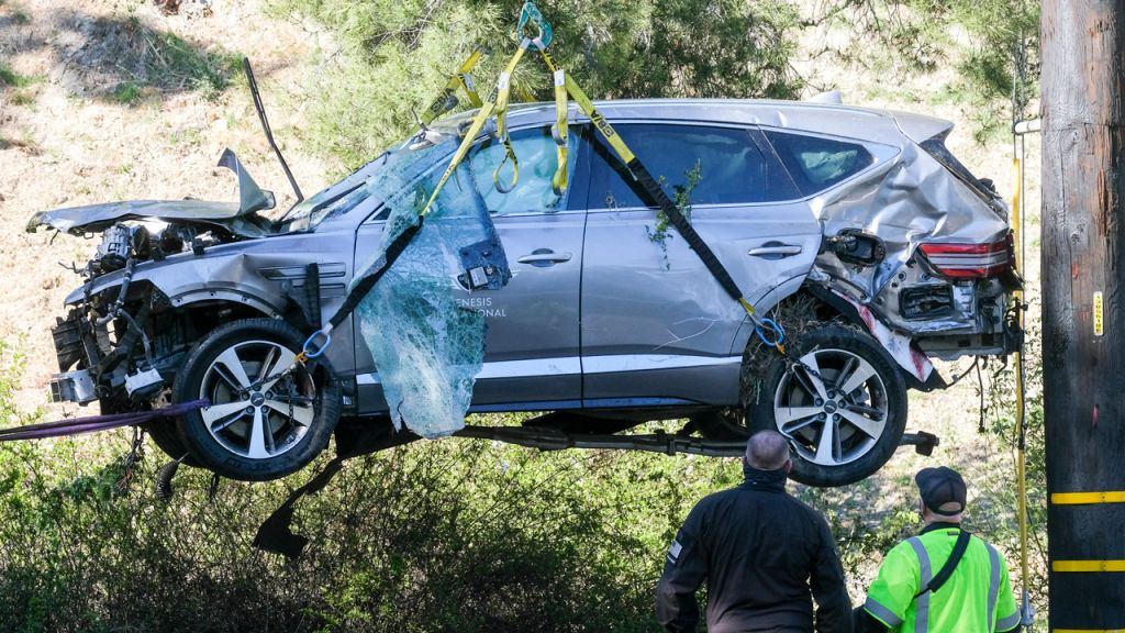 Photos: Tiger Woods seriously injured in single-vehicle crash