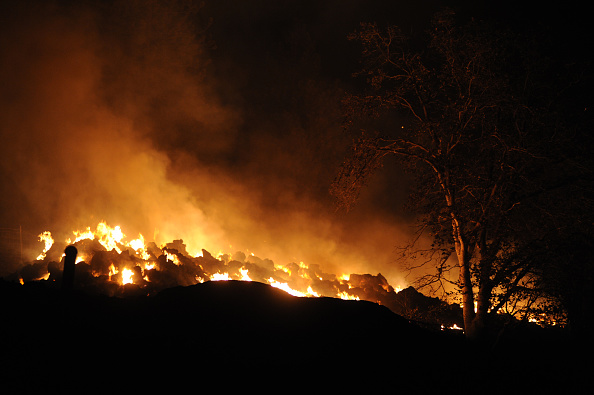 Mill Fire ravages Northern California city of Weed