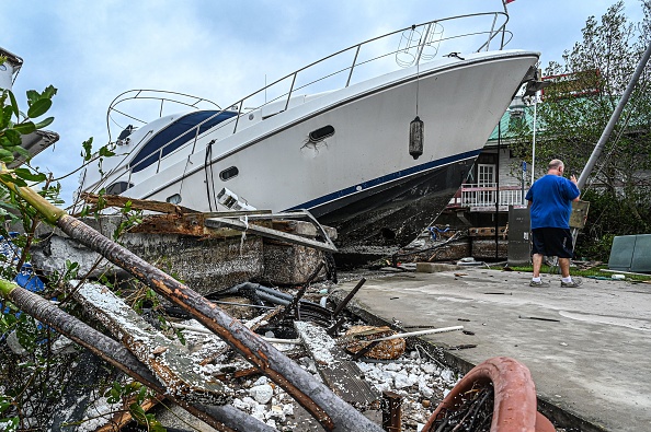 Hurricane Ian batters Florida